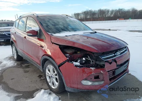 2014 Ford Escape Titanium z USA, uszkodzony, nr VIN 1FMCU0JX1EUA75511